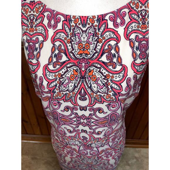 Womens‎ Vince Camuto Sleeveless Paisley Pink Stretchy Knee Length Dress Size 6 - Picture 3 of 10